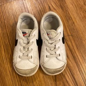Toddler Nike blazers